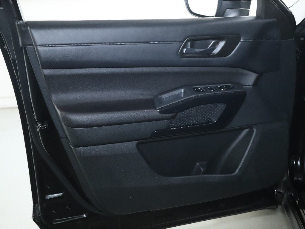 2024 Nissan Pathfinder SV AWD
