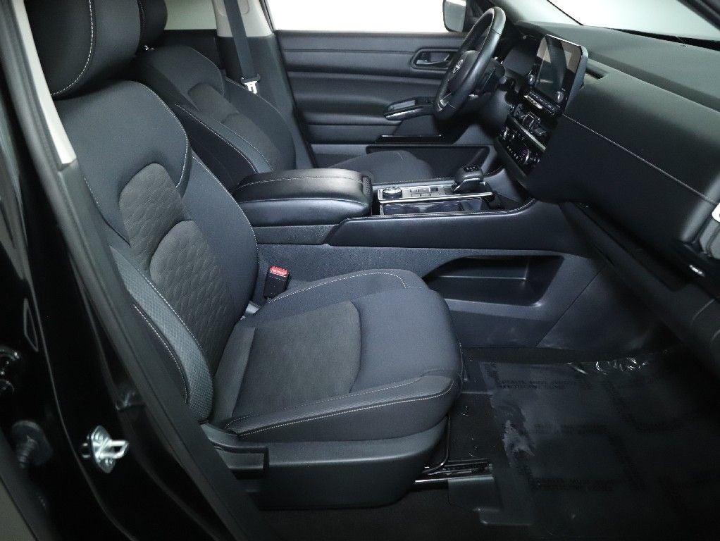 2024 Nissan Pathfinder SV AWD