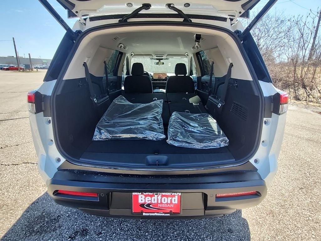 2026 Nissan Pathfinder SV