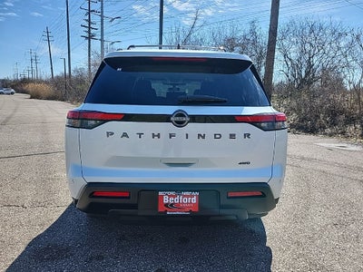 2026 Nissan Pathfinder SV