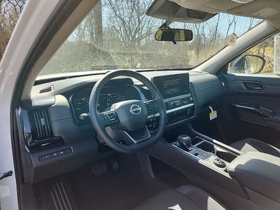 2026 Nissan Pathfinder SV