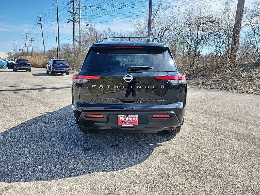 2026 Nissan Pathfinder SV