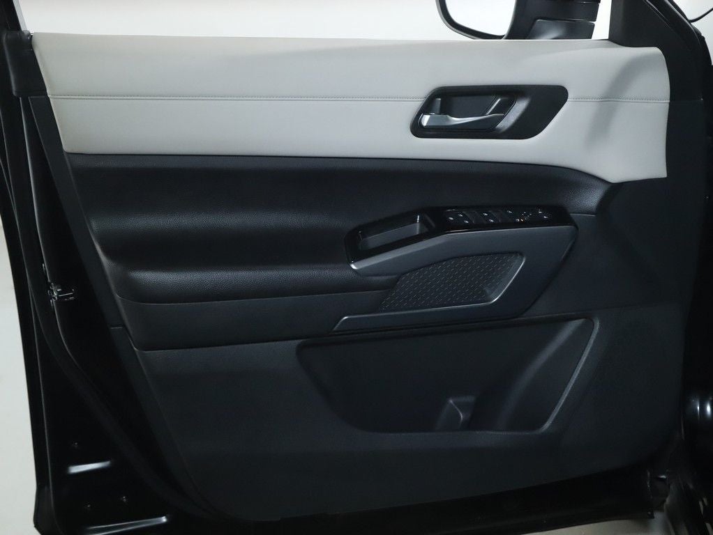 2023 Nissan Pathfinder SL Premium AWD