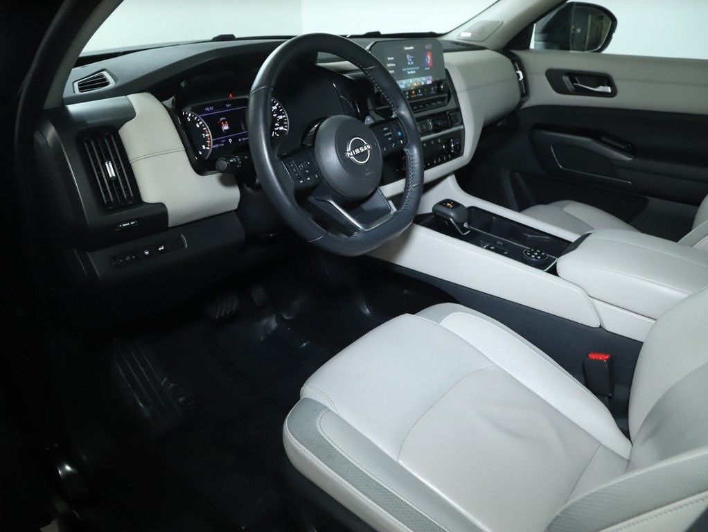 2023 Nissan Pathfinder SL Premium AWD