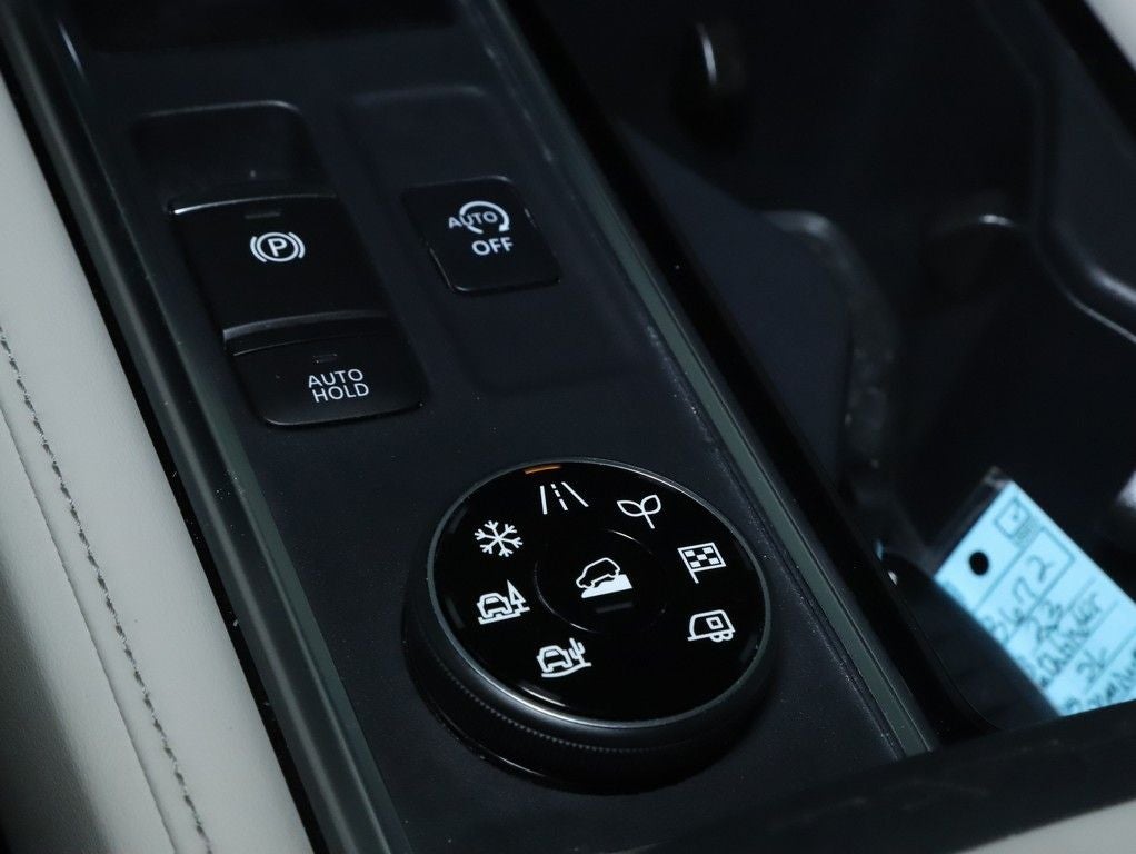 2023 Nissan Pathfinder SL Premium AWD