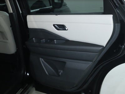 2023 Nissan Pathfinder SL Premium AWD