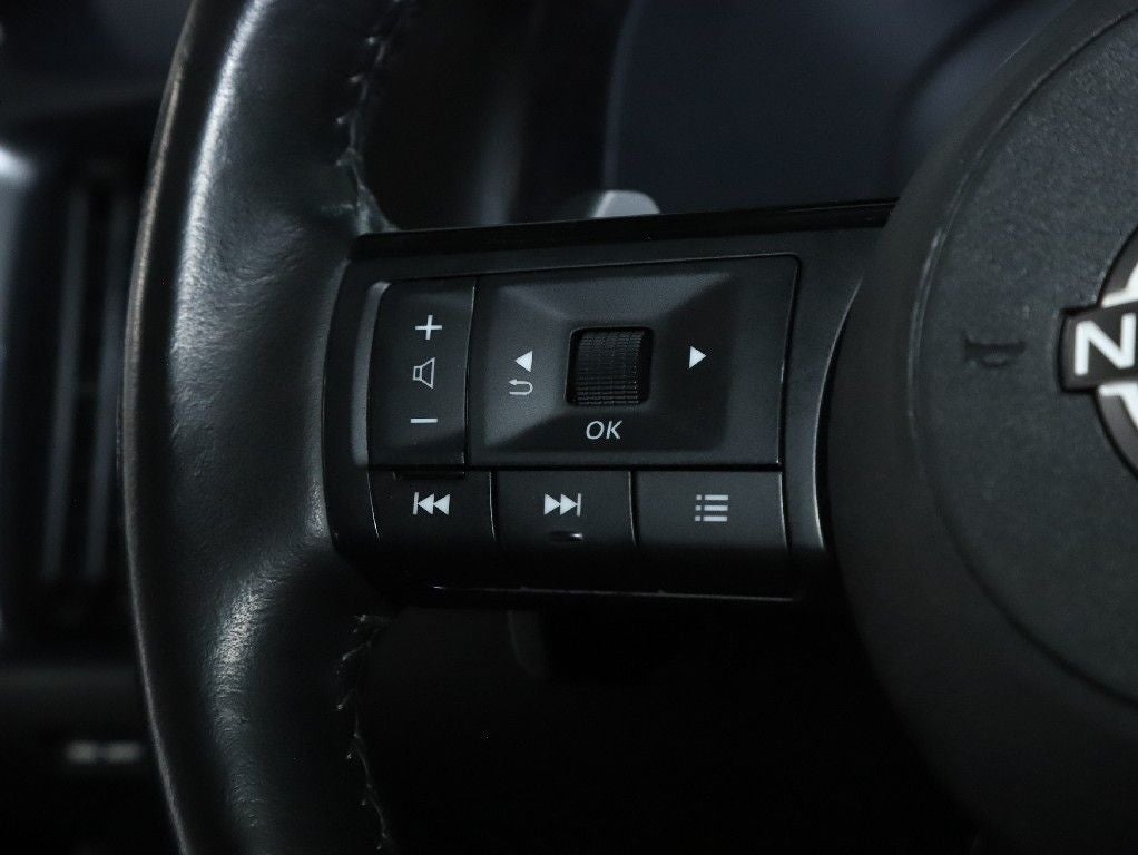 2023 Nissan Pathfinder SL Premium AWD