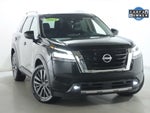 2023 Nissan Pathfinder SL Premium AWD