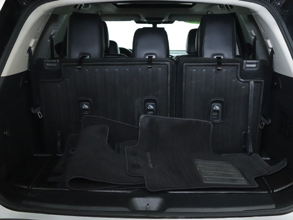 2023 Nissan Pathfinder SL Premium AWD