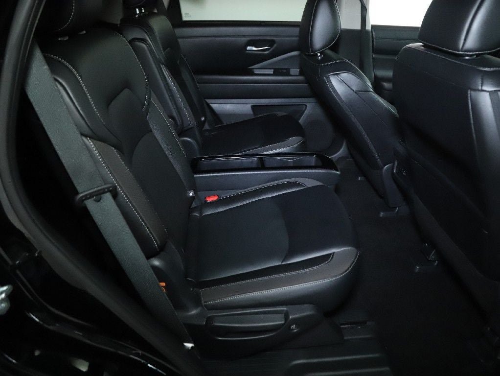 2023 Nissan Pathfinder SL Premium AWD