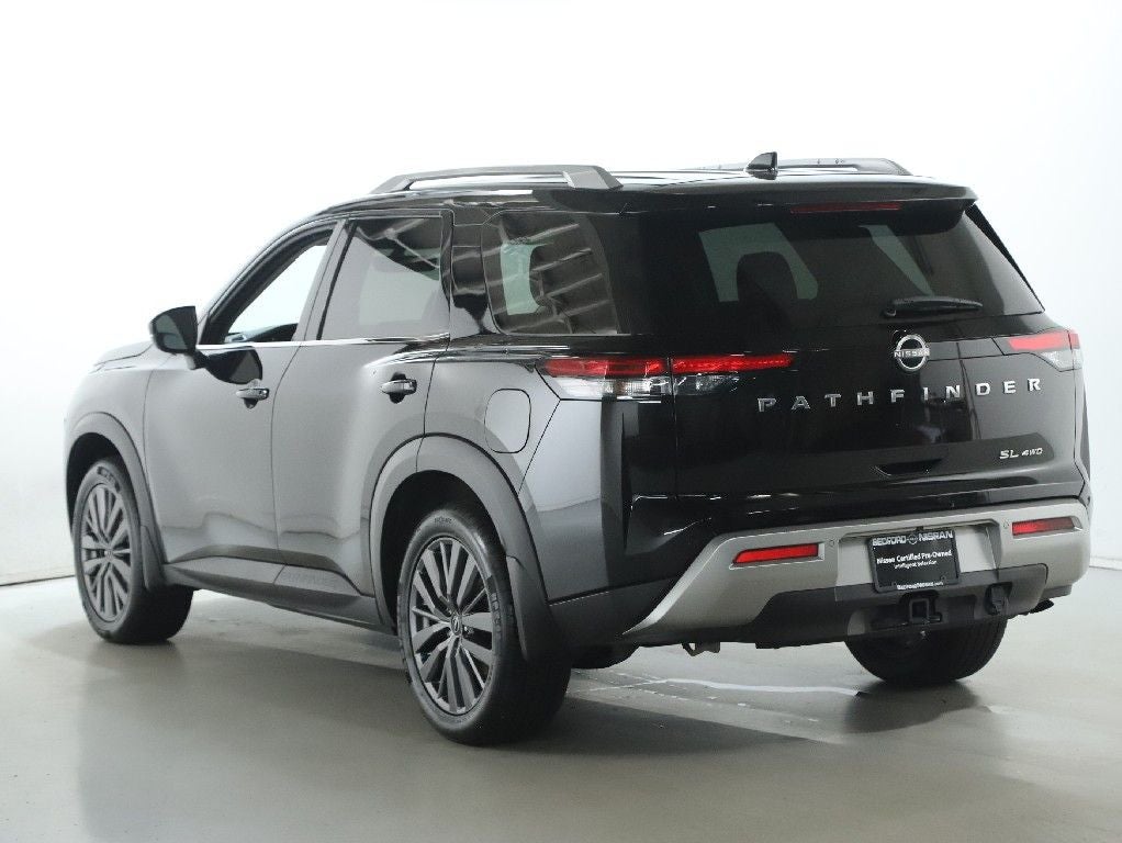 2023 Nissan Pathfinder SL Premium AWD