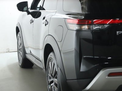 2023 Nissan Pathfinder SL Premium AWD
