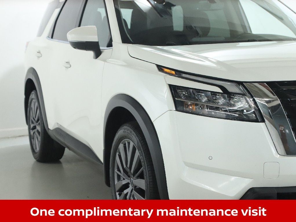 2023 Nissan Pathfinder SL Premium AWD