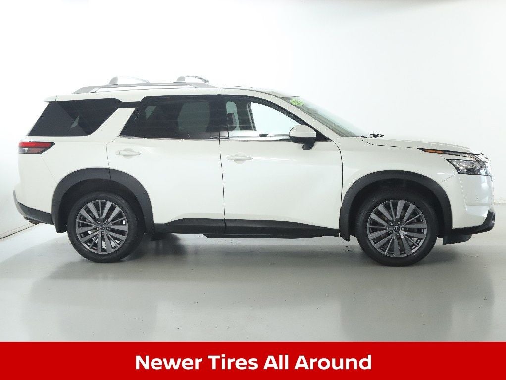 2023 Nissan Pathfinder SL Premium AWD
