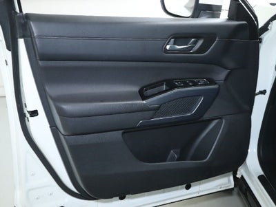 2023 Nissan Pathfinder SL Premium AWD