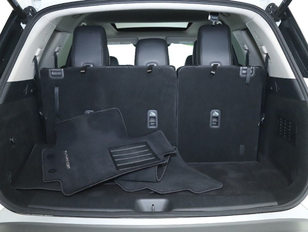 2023 Nissan Pathfinder SL Premium AWD