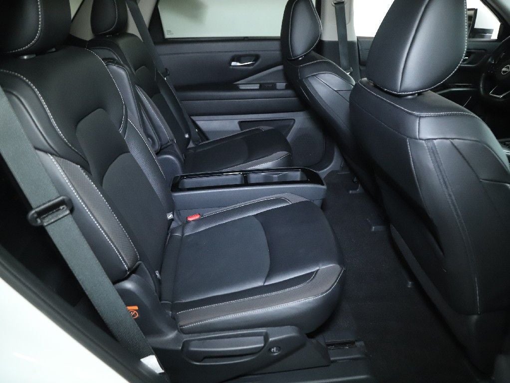 2023 Nissan Pathfinder SL Premium AWD
