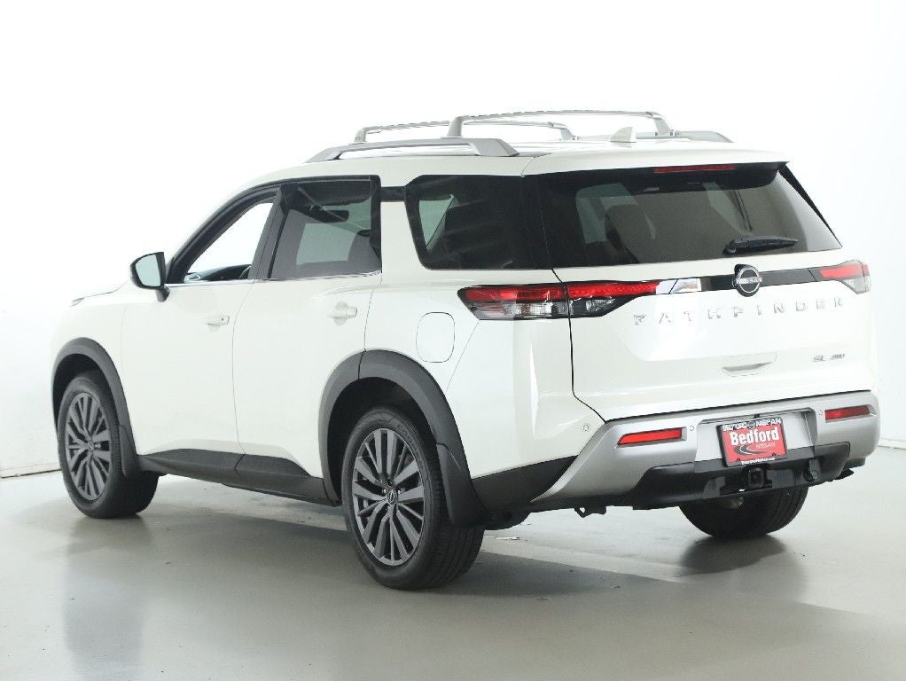 2023 Nissan Pathfinder SL Premium AWD