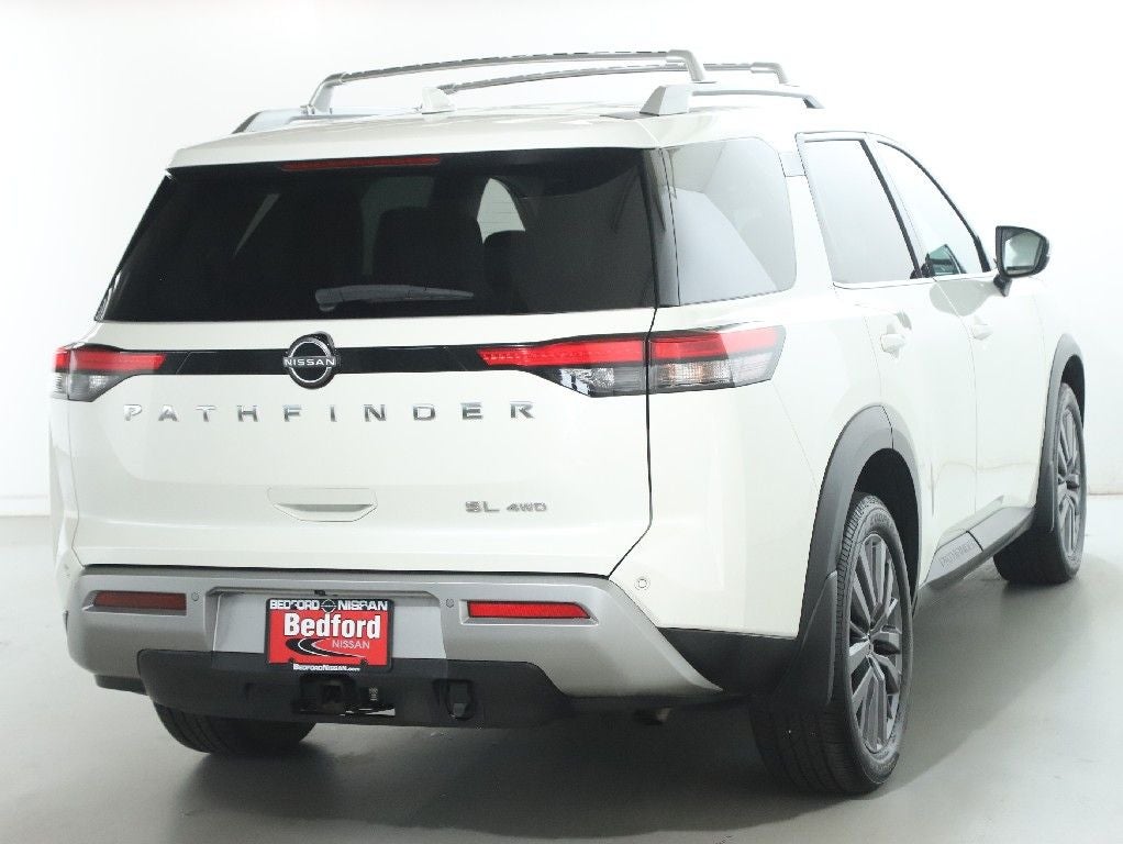 2023 Nissan Pathfinder SL Premium AWD