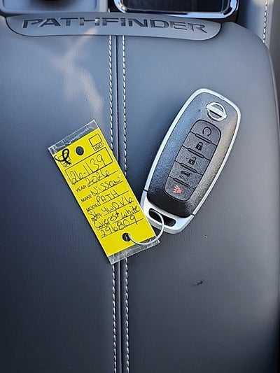 2026 Nissan Pathfinder SL