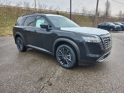 2026 Nissan Pathfinder SL