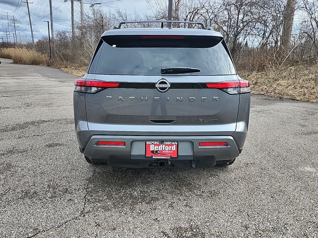2026 Nissan Pathfinder SL