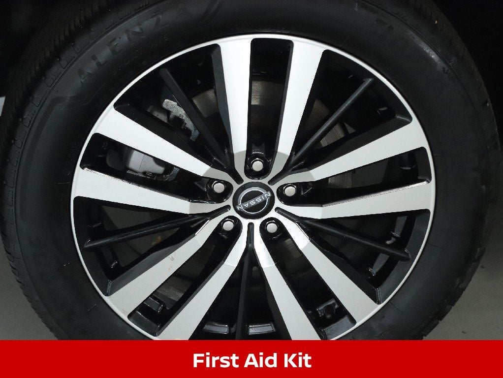 2024 Nissan Pathfinder Platinum AWD