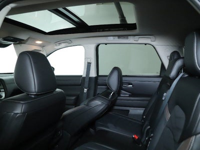 2024 Nissan Pathfinder Platinum AWD