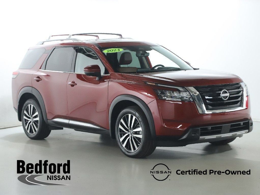 2024 Nissan Pathfinder Platinum 4WD's photo