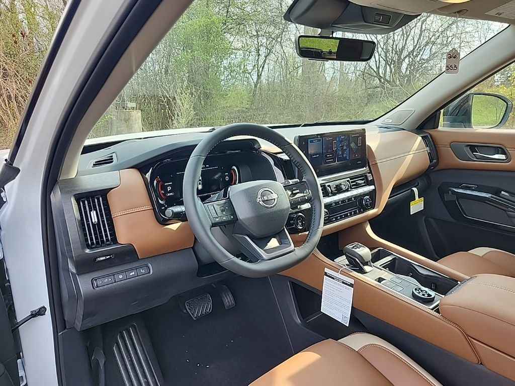 2026 Nissan Pathfinder Platinum