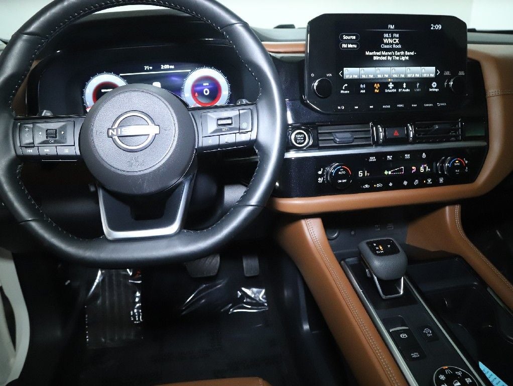 2024 Nissan Pathfinder Platinum AWD