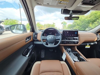 2026 Nissan Pathfinder Platinum