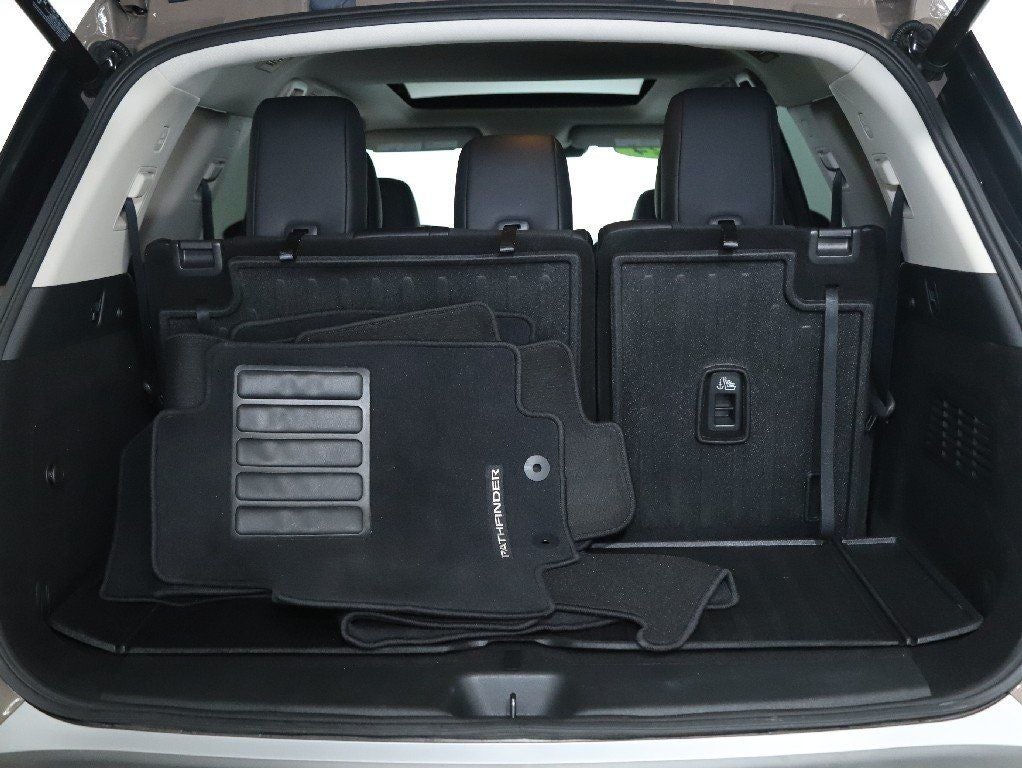 2024 Nissan Pathfinder Platinum AWD