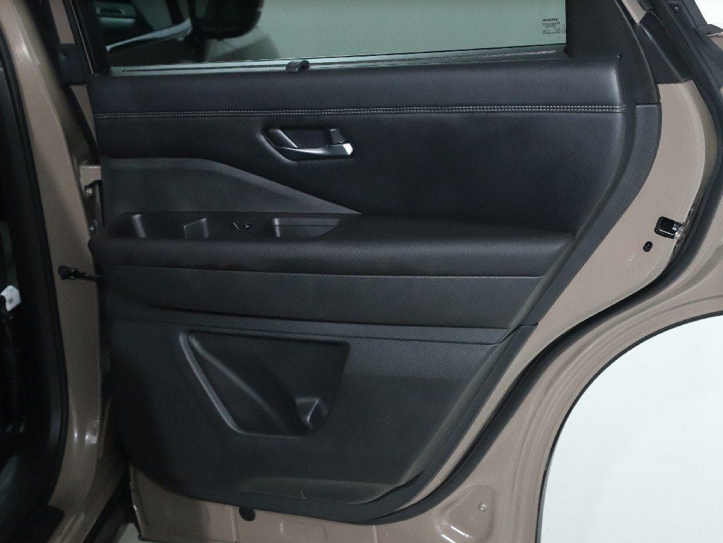 2024 Nissan Pathfinder Platinum AWD