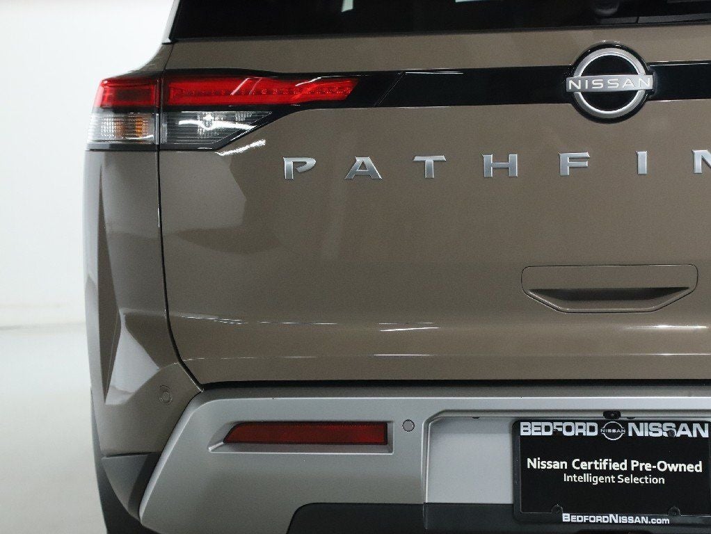 2024 Nissan Pathfinder Platinum AWD