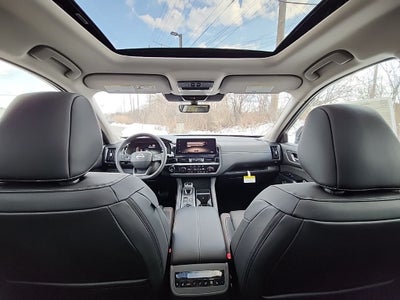 2026 Nissan Pathfinder Platinum