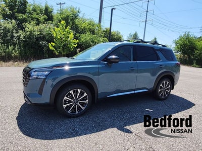 2026 Nissan Pathfinder Platinum