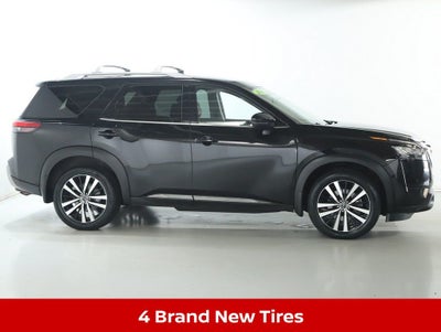 2024 Nissan Pathfinder Platinum AWD