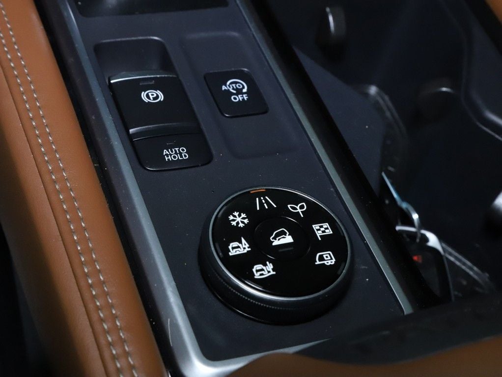 2024 Nissan Pathfinder Platinum AWD