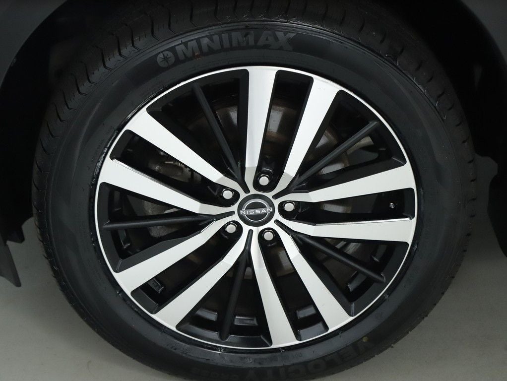 2024 Nissan Pathfinder Platinum AWD