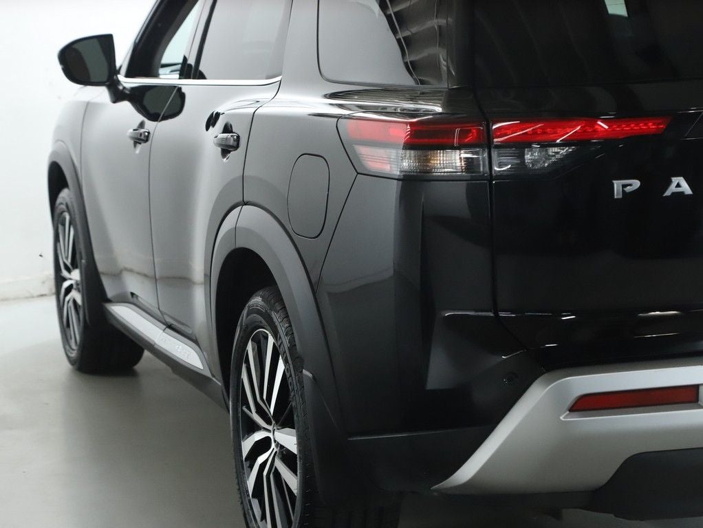 2024 Nissan Pathfinder Platinum AWD