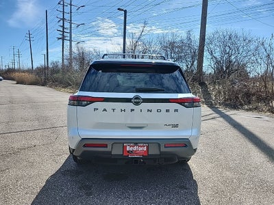 2026 Nissan Pathfinder Platinum
