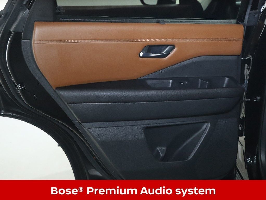 2023 Nissan Pathfinder Platinum AWD