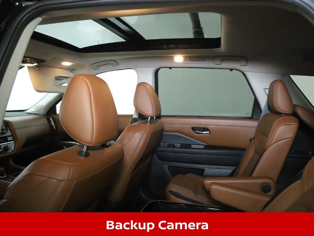 2023 Nissan Pathfinder Platinum AWD