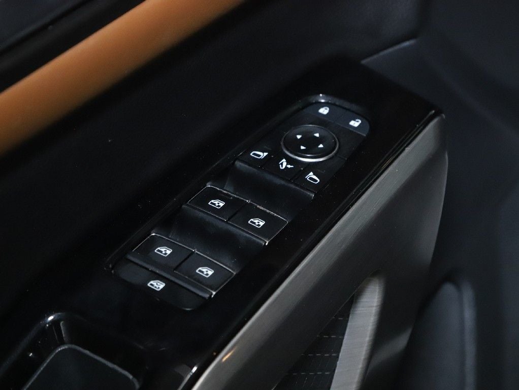 2023 Nissan Pathfinder Platinum AWD