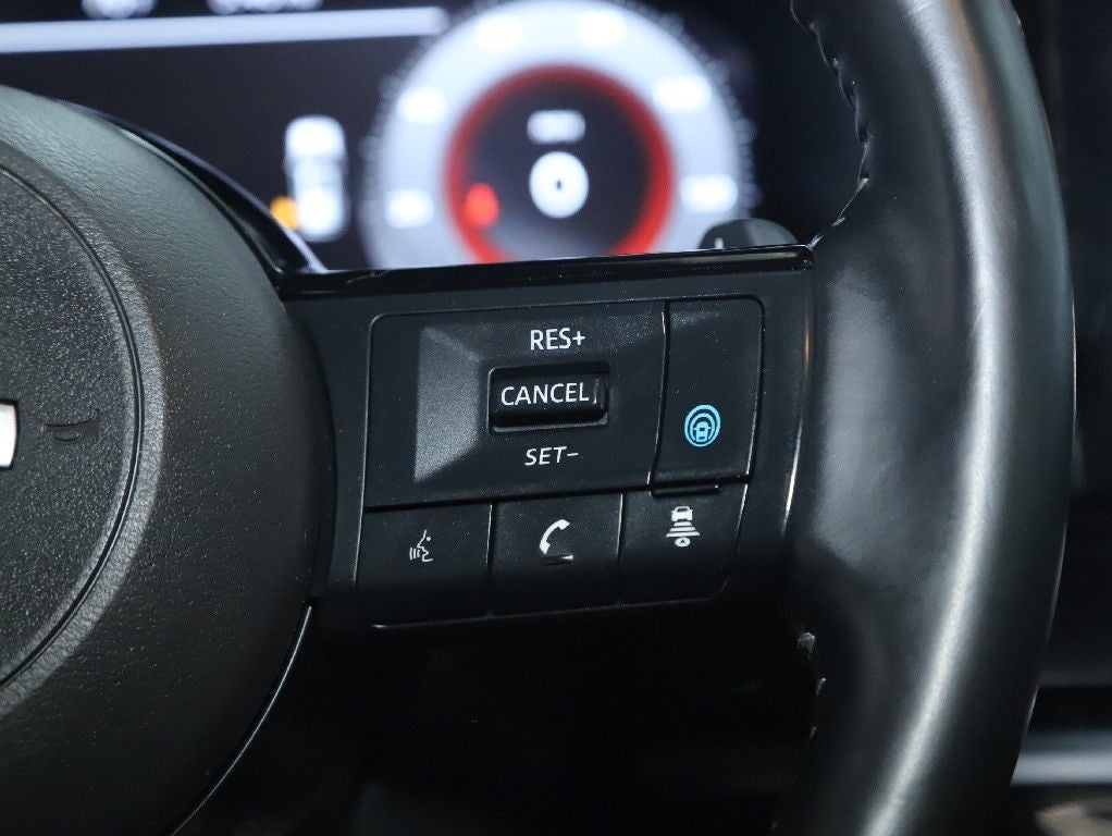 2023 Nissan Pathfinder Platinum AWD