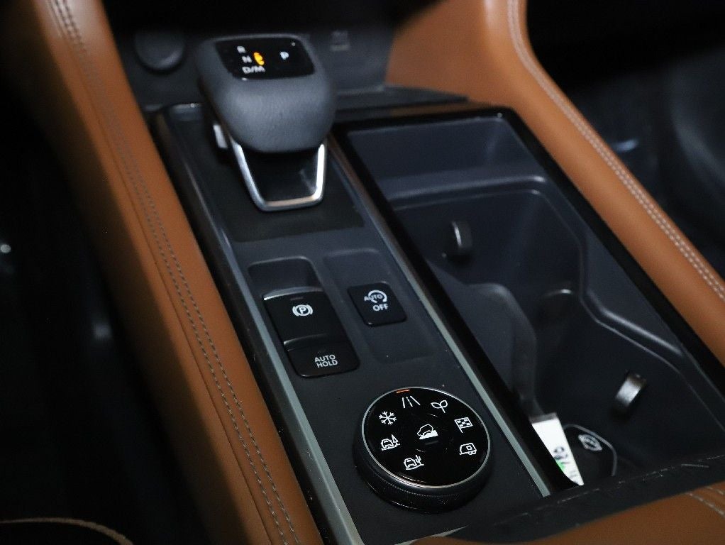 2023 Nissan Pathfinder Platinum AWD