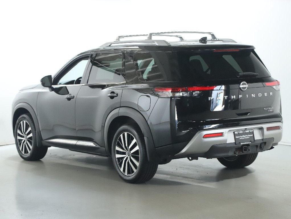 2023 Nissan Pathfinder Platinum AWD