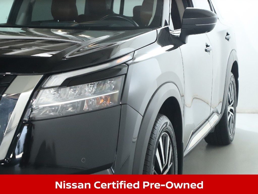 2023 Nissan Pathfinder Platinum AWD