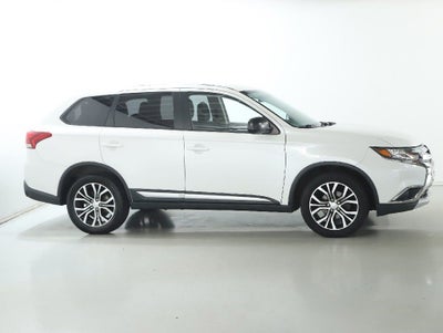 2017 Mitsubishi Outlander ES AWD